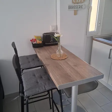 With Pool Apartament